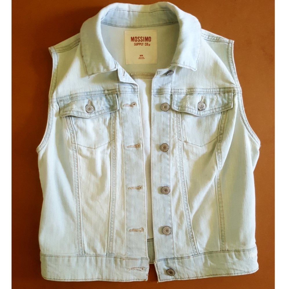 Mossimo Supply | NWOT Lightwash Denim Vest Jacket